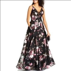 Crystal Doll black floral formal full length dress gown maxi prom dance size 7